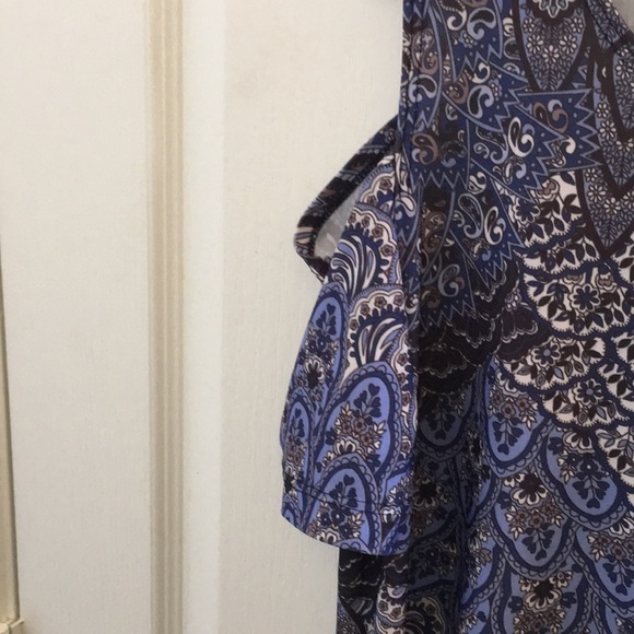 FINAL MARKDOWN LADIES cold shoulder lbisse top 1x - Picture 3 of 5